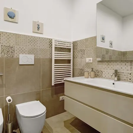 'carducci 213 By Interhome Apartment