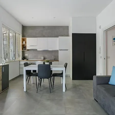 Apartment 'carducci 213 By Interhome Marina di Pietrasanta