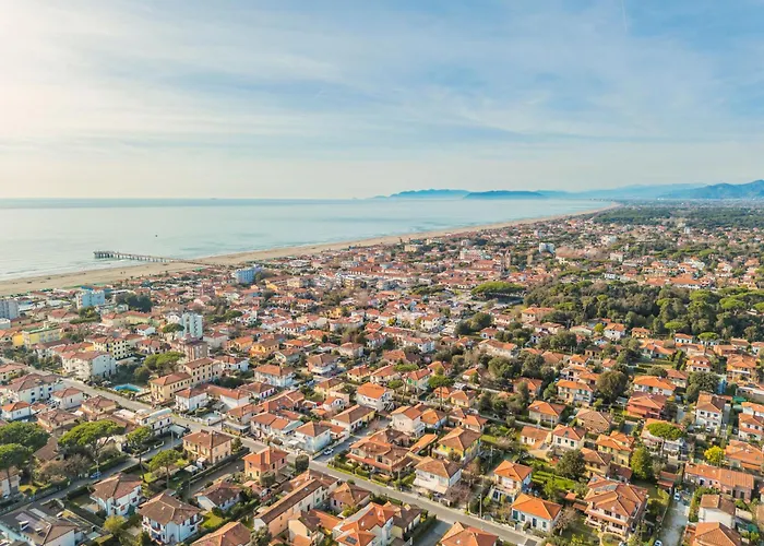 'carducci 213 By Interhome Марина-ді-П'єтразанта